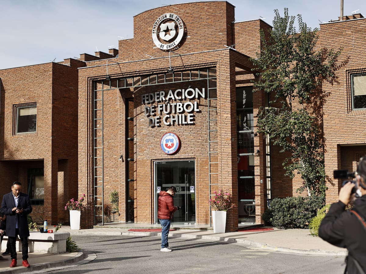 Diputado pide cancelación de personalidad jurídica de la ANFP por contratos con casas de apuestas