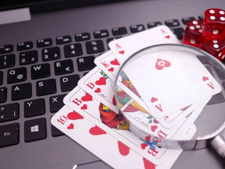 Anuncios falsos y clones en Chile (2026): verifica un casino online antes de registrarte