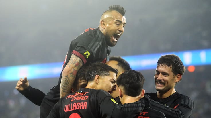 Colo Colo se lleva su primera victoria en el Claro Arena para consolidarse como puntero del fútbol chileno