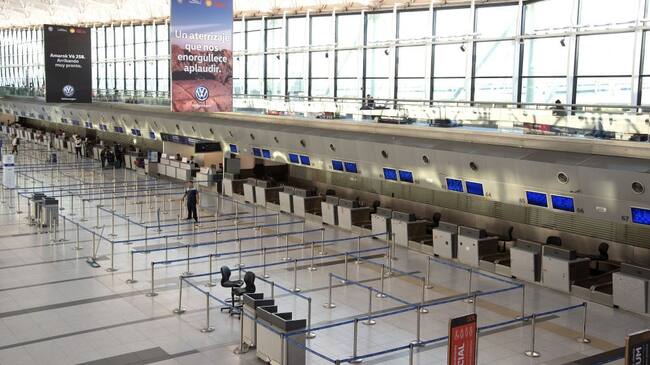 EZEIZA, ARGENTINA - MARCH 13: General view of Ministro Pistarini International Airport on March 13, 2020 in Ezeiza, Argentina. President of Argentina Alberto Fernandez signed a decree to ban travel from areas affected by COVID-19 outbreak. (Photo by Lalo Yasky/Getty Images)