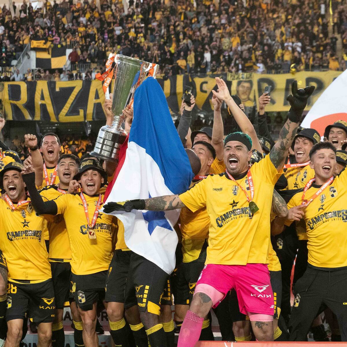 Los piratas hacen historia: fiel a su estilo, Coquimbo Unido abrocha otra victoria para consagrarse campeón del fútbol chileno por primera vez