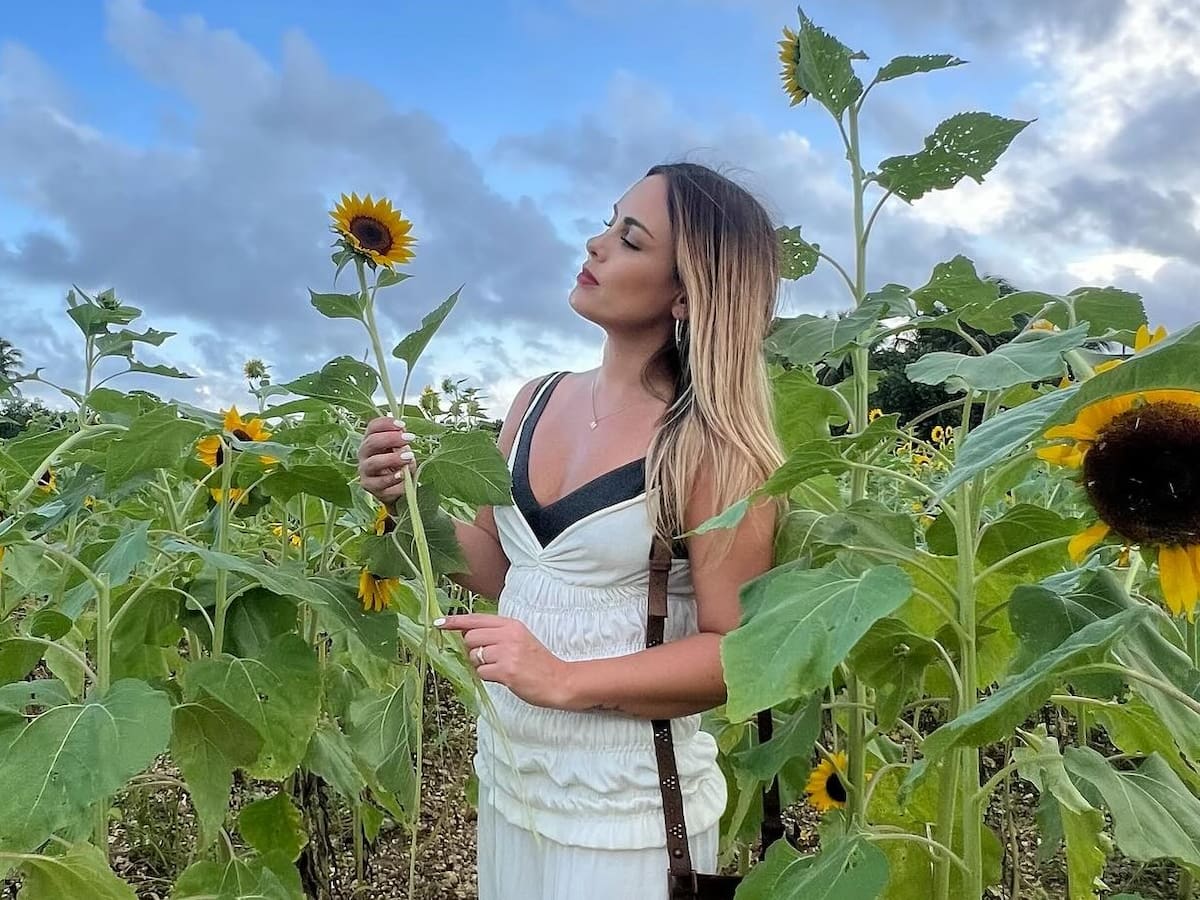 “Vuela a los brazos de tu amor”: el nuevo drama familiar que enluta a Maura Rivera tras muerte de su padre