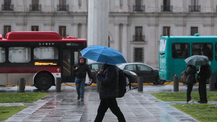 Lluvia confirmada en Santiago: anuncian qué día, a qué hora y hasta cuándo durarán las precipitaciones en la RM