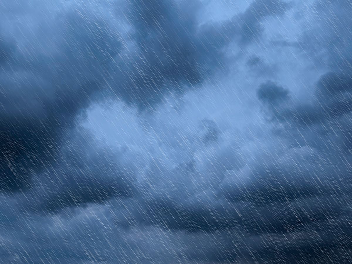 Sistema frontal llega a Chile con intensas lluvias: podría dejar hasta 100 milímetros de agua