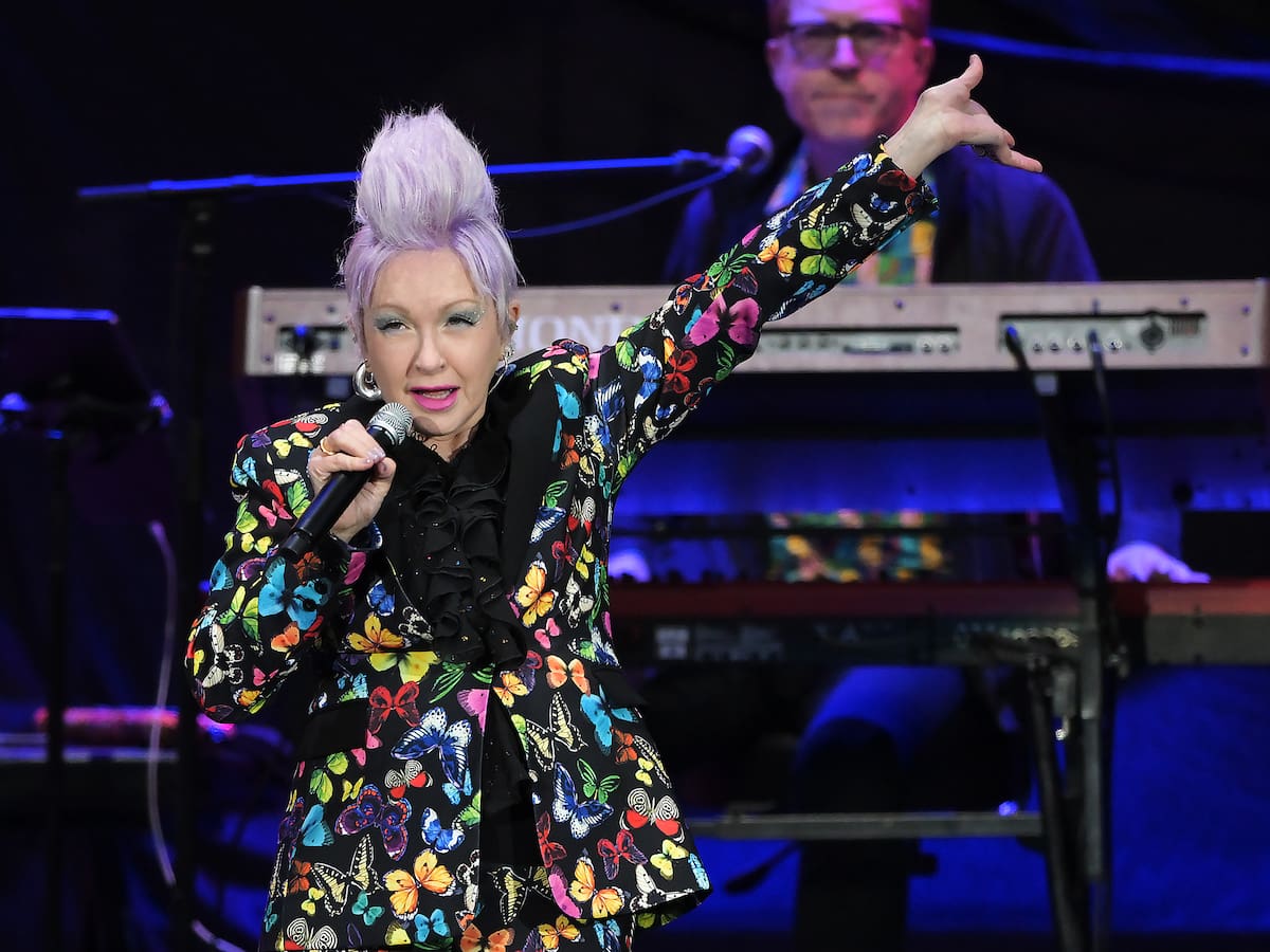 Cyndi Lauper anuncia su retiro de los escenarios con gira de despedida