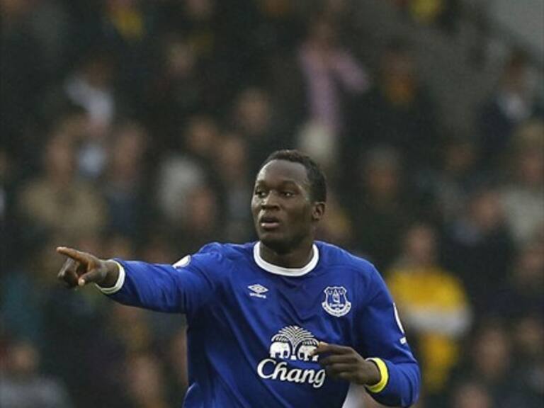 Manchester United da el golpe y ficha a Romelu Lukaku