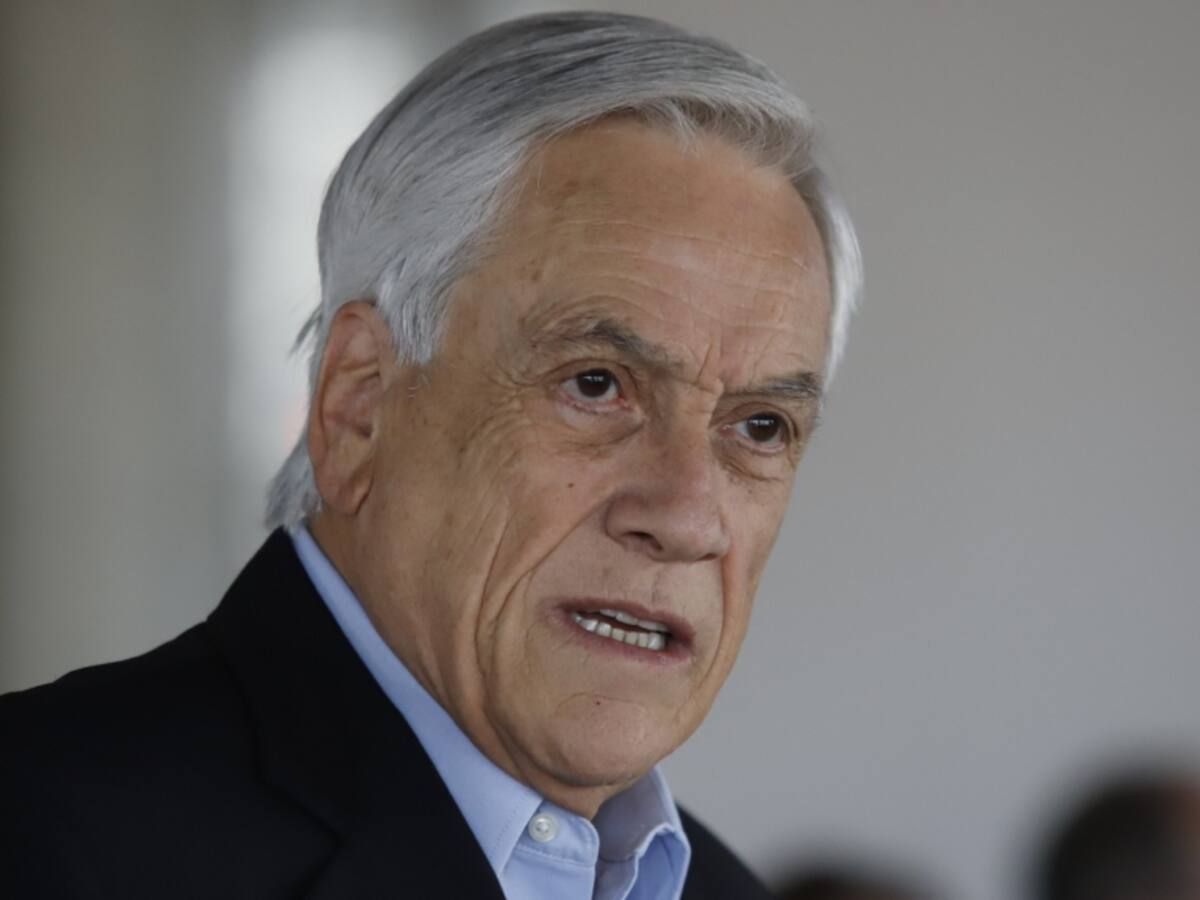 Sebastián Piñera ofrece a equipo médico que enfrentó pandemia del covid-19 tras muerte de lactantes