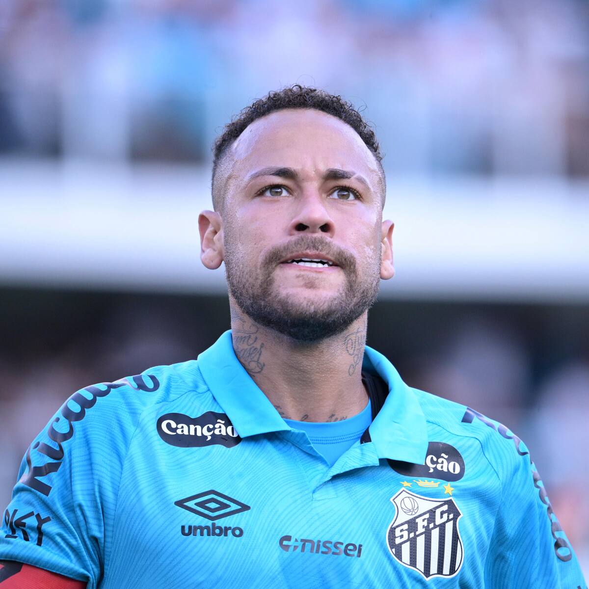 Neymar es diagnosticado con covid-19 y su futuro en Brasil sigue en entredicho