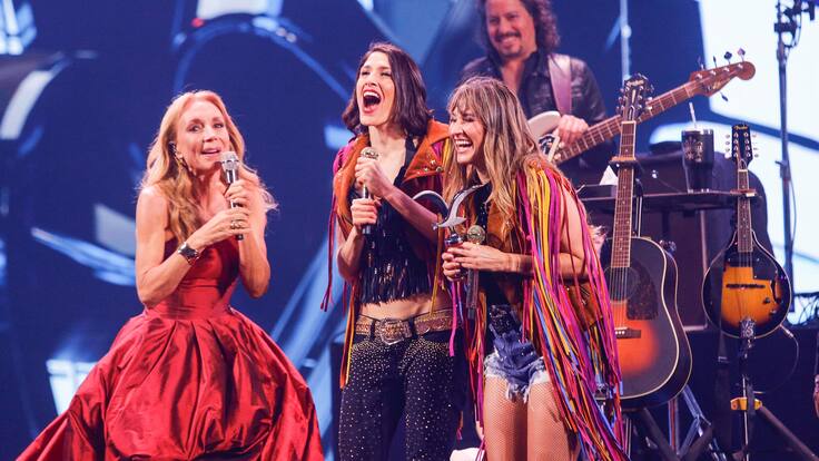 ¡Llena de romanticismo!: así fue la presentación de Ha*Ash en el Festival de Viña 2025