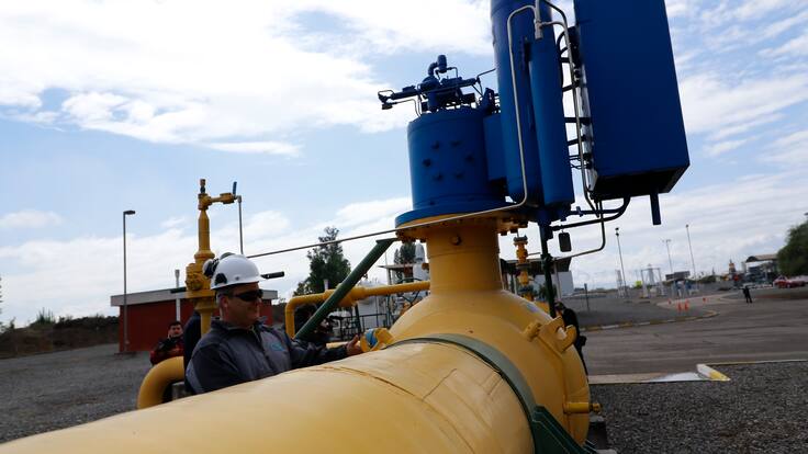 Alerta en Biobío y Ñuble: suspenden recepción de gas natural argentino por incumplir normativa