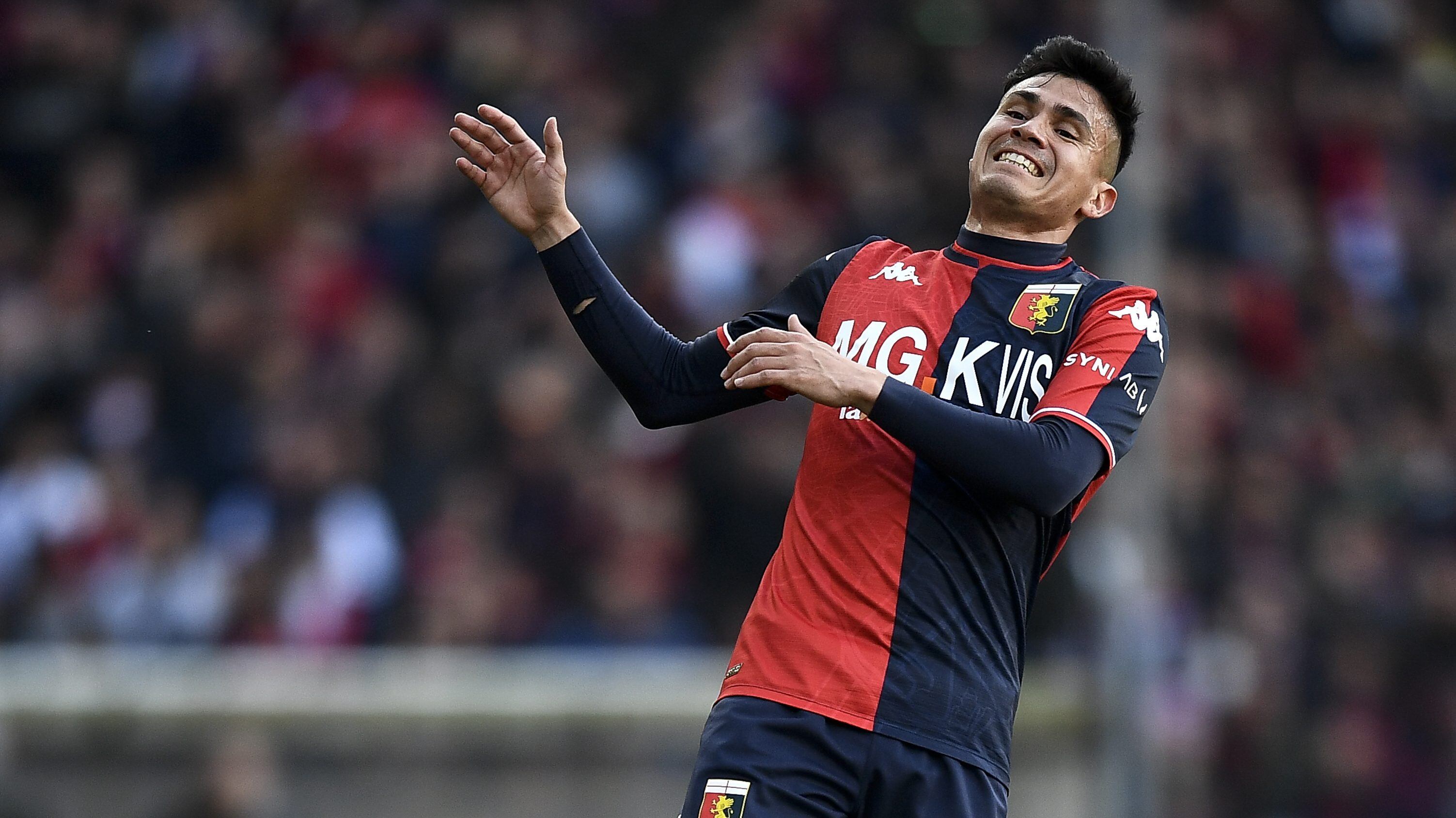Genoa sufre goleada ante Napoli y queda al borde del descenso