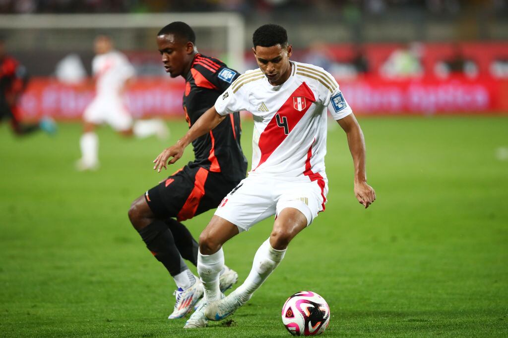 Perú se pone en ventaja sobre Colombia y está dejando colista a Chile en las Eliminatorias 2026 | Getty Images