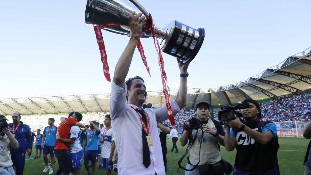 02 de diciembre de 2018/TEMUCOEl director tecnico de Universidad Catolica, Benat San Jose durante el partido por la trigésima fecha del Campeonato Nacional Scotiabank 2018 entre Deportes Temuco vs Universidad Católica jugado en el Estadio German Becker
FOTO: LEONARDO RUBILAR CHANDIA/AGENCIAUNO