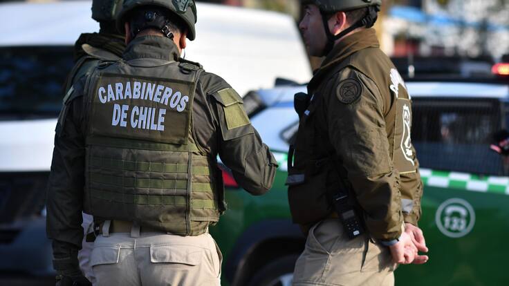 Dos personas mueren baleadas en Macul: Carabineros detiene a presuntos responsables e incauta armas