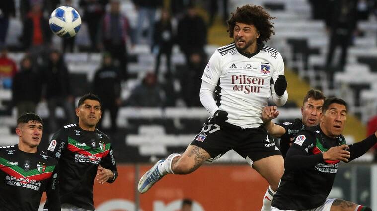 Danilo Díaz cuestiona el uso del VAR en el Colo Colo-Palestino: "Falcón no puede salir con amarilla: era roja o nada"
