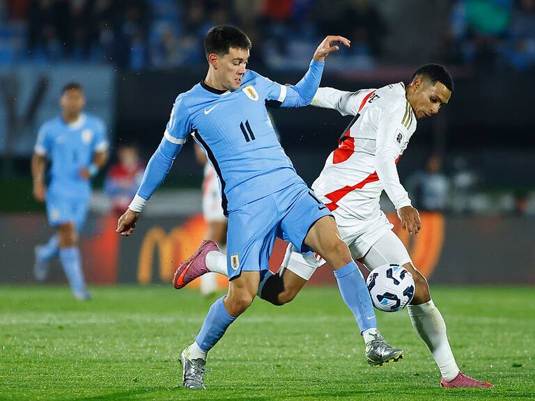Uruguay y Peru se ven las caras por las Eliminatorias
