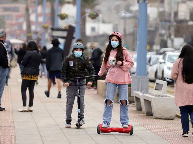 24 DE JULIO DE 2021 /VIÑA DEL MARGran cantidad de personas se vio en Reñaca este último fin de semana de vacaciones de invierno.
FOTO: MANUEL LEMA OLGUIN/AGENCIAUNO