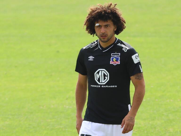Maximiliano Falcón asoma como lateral derecho en Colo Colo ante Curicó Unido