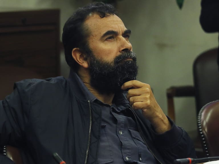 15 DE ABRIL DE 2020/VALPARAISOEl diputado Hugo Gutierrez, durante la sesion de la Comision de Constitucion de la Camara de Diputados, en donde se analiza el proyecto de reforma que modifica el Reglamento de la Cámara de Diputados para Eliminar las Votaciones Secretas.
FOTO: LEONARDO RUBILAR CHANDIA/AGENCIAUNO