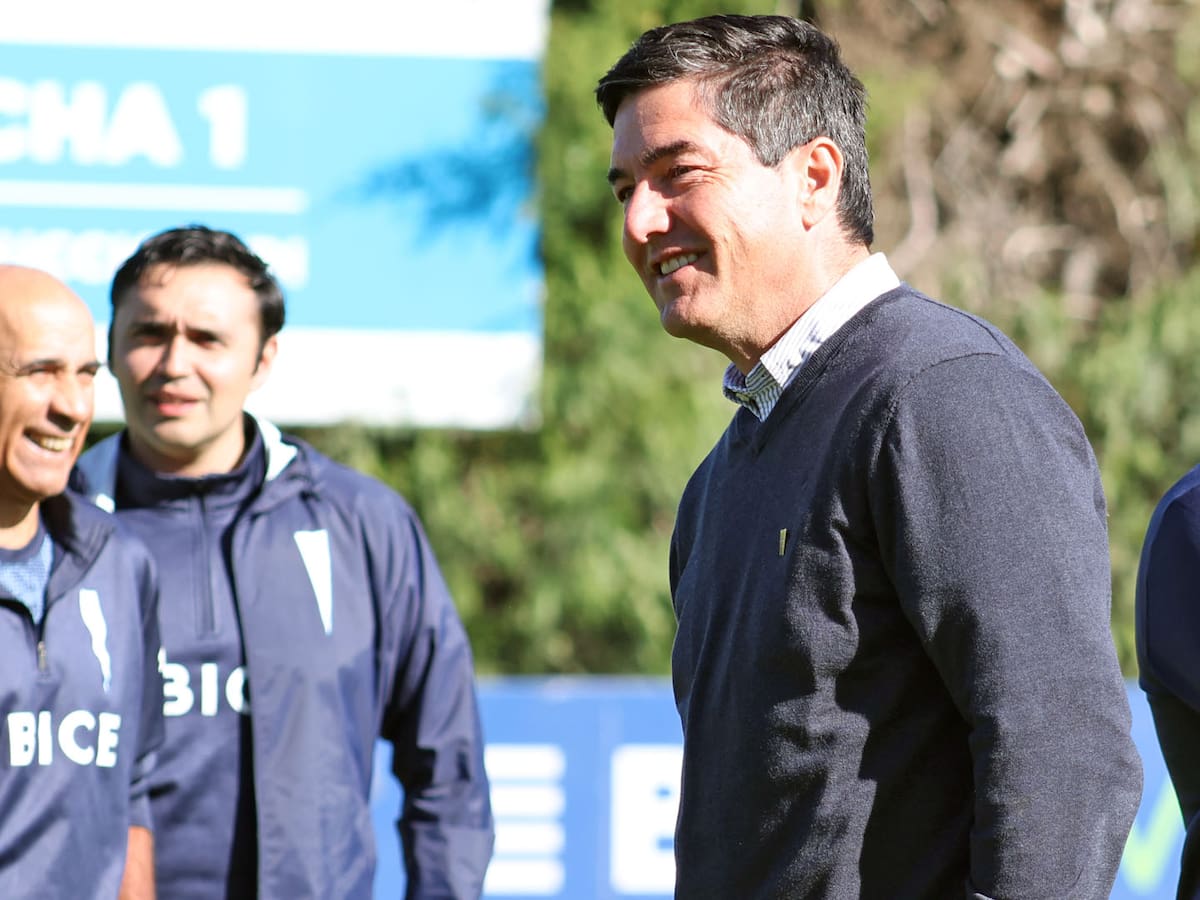 Presidente de la UC le responde a los hinchas por la falta de refuerzos: “Quizás no pueden entender lo que pasa”