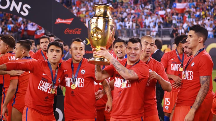 Duro golpe judicial: Gary Medel tendrá que pagar millonaria indemnización tras humillar a funcionario público