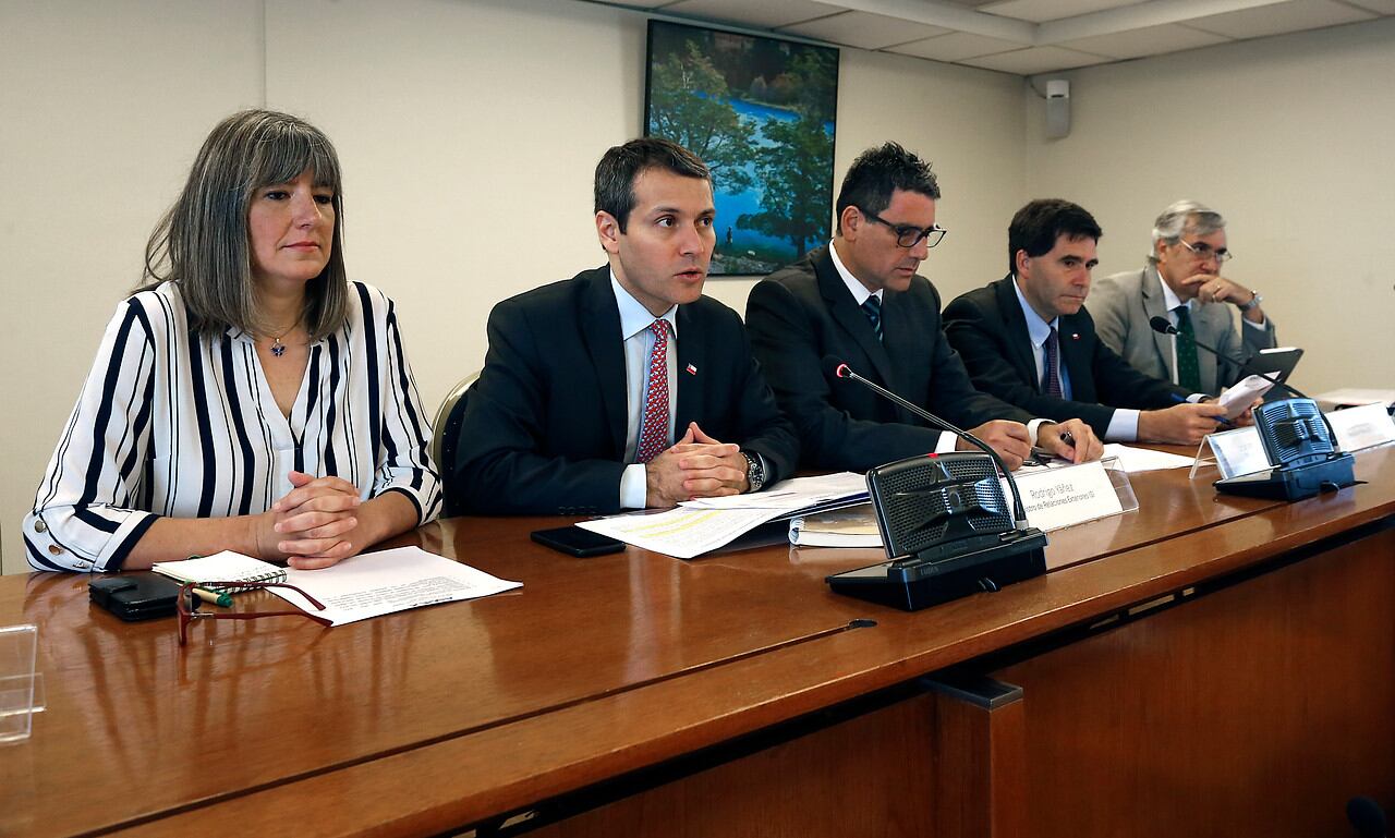 La mesa de diálogo público-privada para abordar la situación de las exportaciones debido al coronavirus