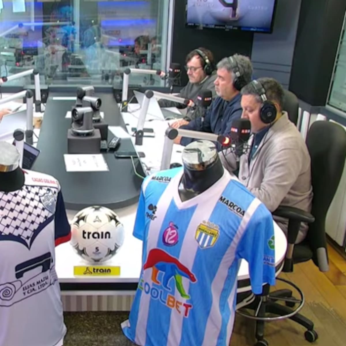Los Tenores comentan el impacto del aluvión en Las Condes para el fútbol chileno
