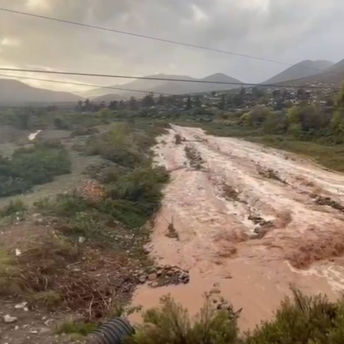 Declaran alerta roja por alta turbiedad de río Elqui: sectores de Coquimbo y La Serena quedaron sin suministro de agua potable