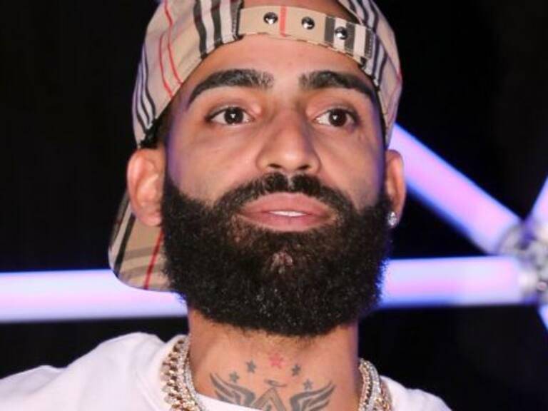 Arcángel le respondió a Anitta con un polémico y desatinado mensaje