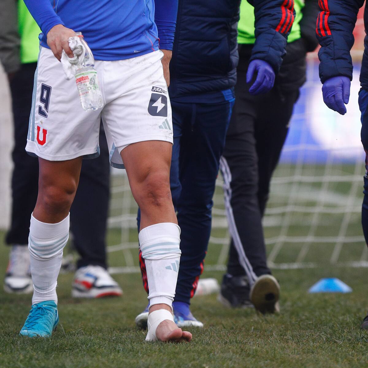 ¿Se frota las manos Colo Colo? Las sensibles bajas que sumó la U de cara al Superclásico