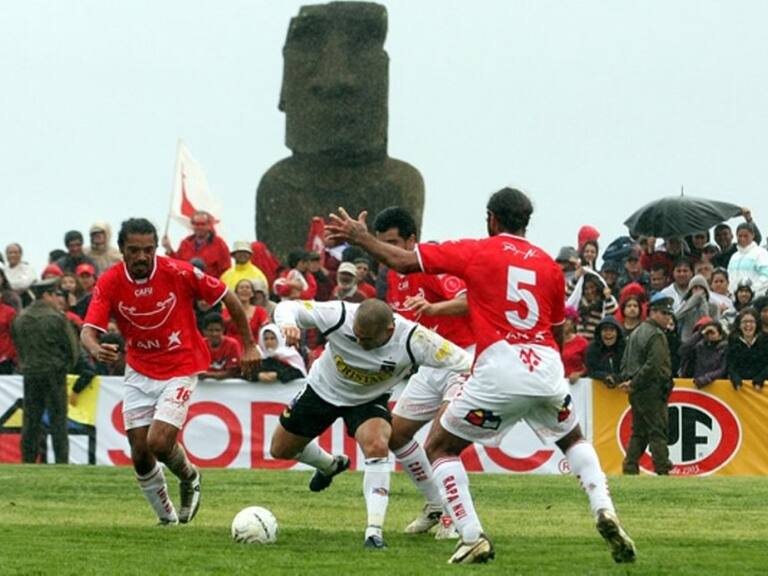 Se cumplen 11 años del histórico partido de Colo Colo en Isla de Pascua