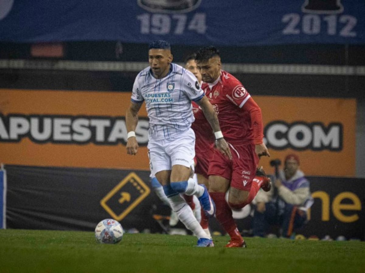 Huachipato desperdicia un 0-2 y vuelve a alejarse de la cima de la Liga de Primera