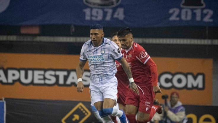 Huachipato desperdicia un 0-2 y vuelve a alejarse de la cima de la Liga de Primera