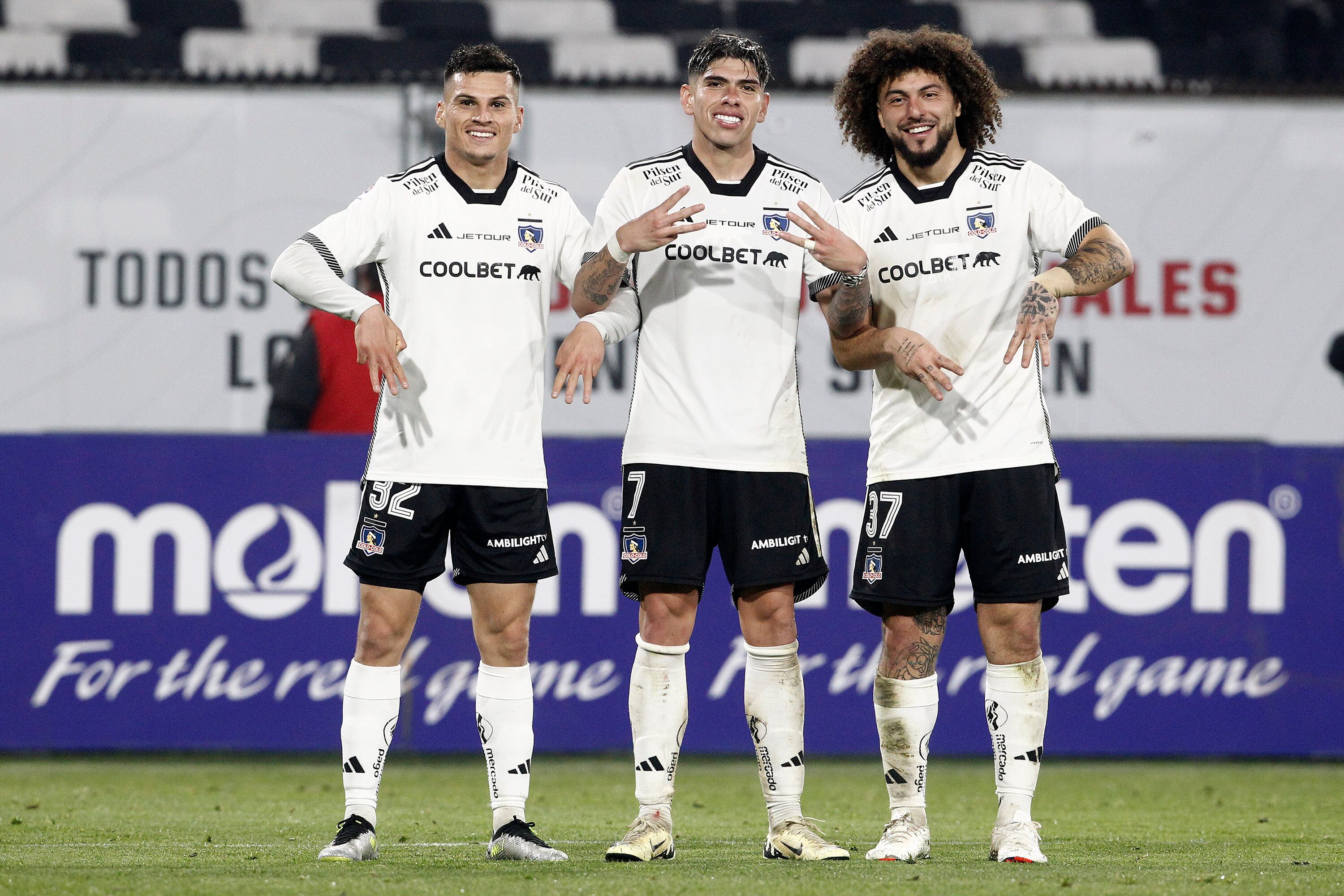 “El Campeonato Nacional es muy importante también, porque Colo Colo es el equipo más grande y tiene que dar pelea en todos los torneos” | Agencia Uno
