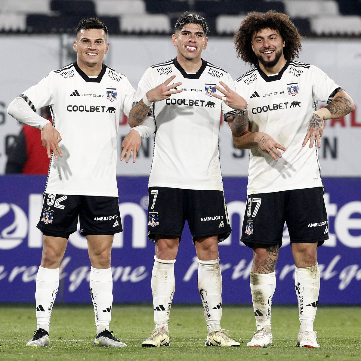 “El Campeonato Nacional es muy importante también, porque Colo Colo es el equipo más grande y tiene que dar pelea en todos los torneos”