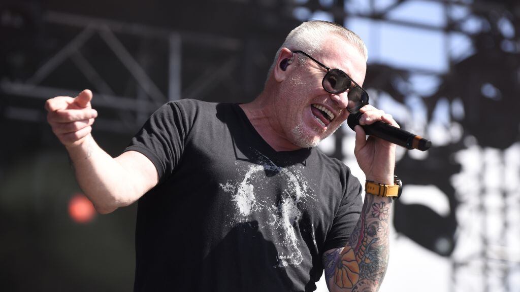 Steve Harwell, smash mouth, 1024x576 jpg ok