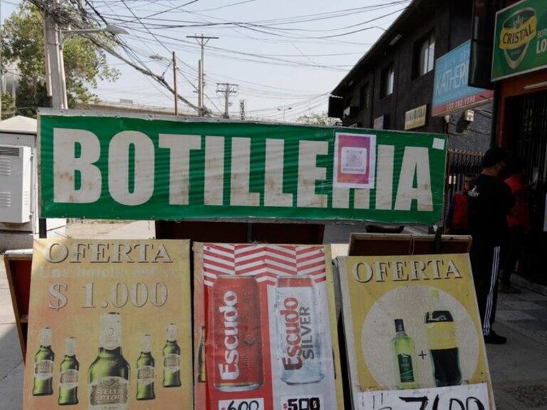 Botillería durante Primarias servel 2021 en ley seca (Referencial)
