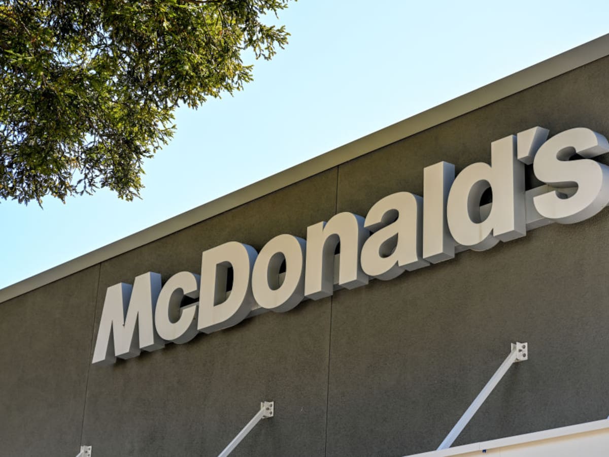 Corte ordena a Providencia entregar patente definitiva a McDonald’s para su AutoMac en Bilbao