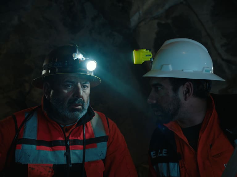 “Están pasando hue... raras”: ‘Super’ Mario, Marcelo Lagos y ‘Lindorfo’ experimentan el terror y emoción de la nueva temporada de “Stranger Things”