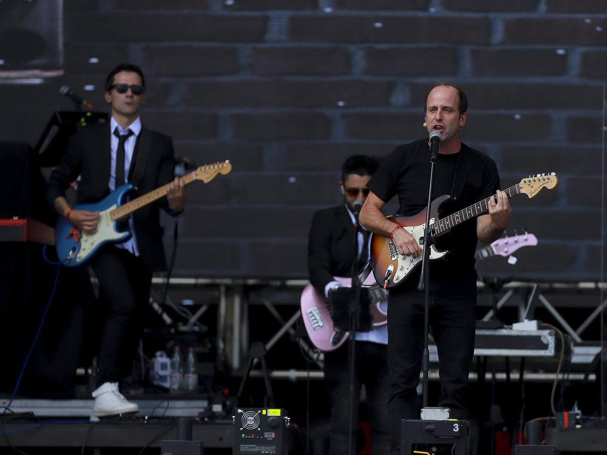 De Eddie Vedder al Presidente Boric: Stefan Kramer hizo historia en el escenario de Lollapalooza Chile