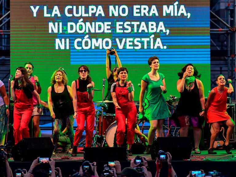 Latesis participaron de la convocatoria feminista en Buenos Aire