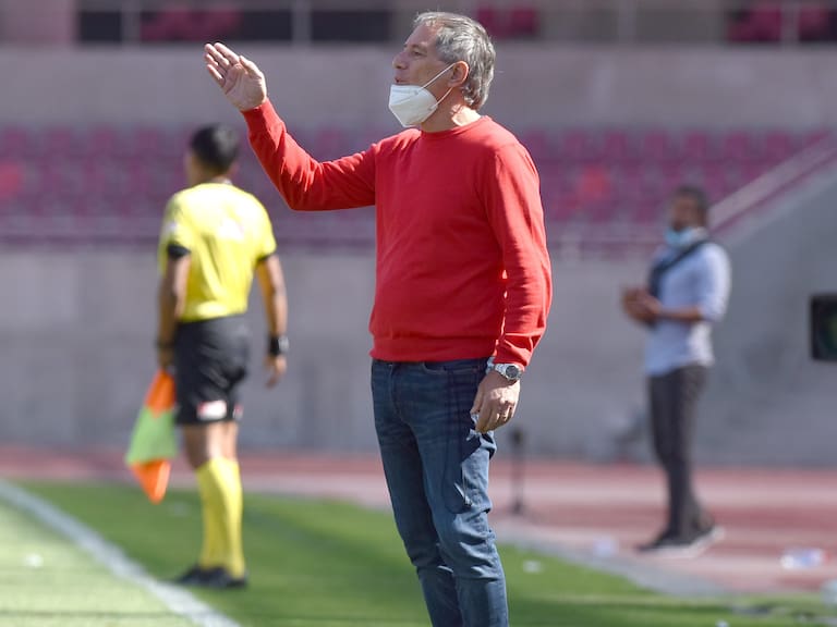 Ariel Holan ya piensa en el duelo ante Unión La Calera: «Vamos a hacer un gran partido»