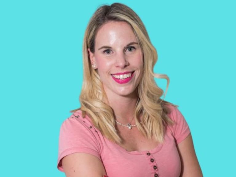 La revelación de la candidata a concejala “nacida y criada en San Carlos de Apoquindo”: “Nací en una clínica de Providencia”