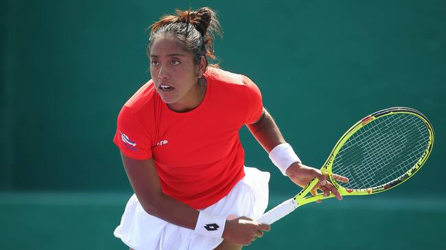 TOLUCA, MEXICO - ENERO 8: Daniela Seguel de Chile, durante el tercer da de la Copa Federacion de Tenis Zona Americana Grupo 1 en el Club deportivo La Asuncion, el 8 de Enero de 2017 en Toluca, Mexico FOTO:AGENCIAUNO/JAIME LOPEZ/JAM MEDIA
