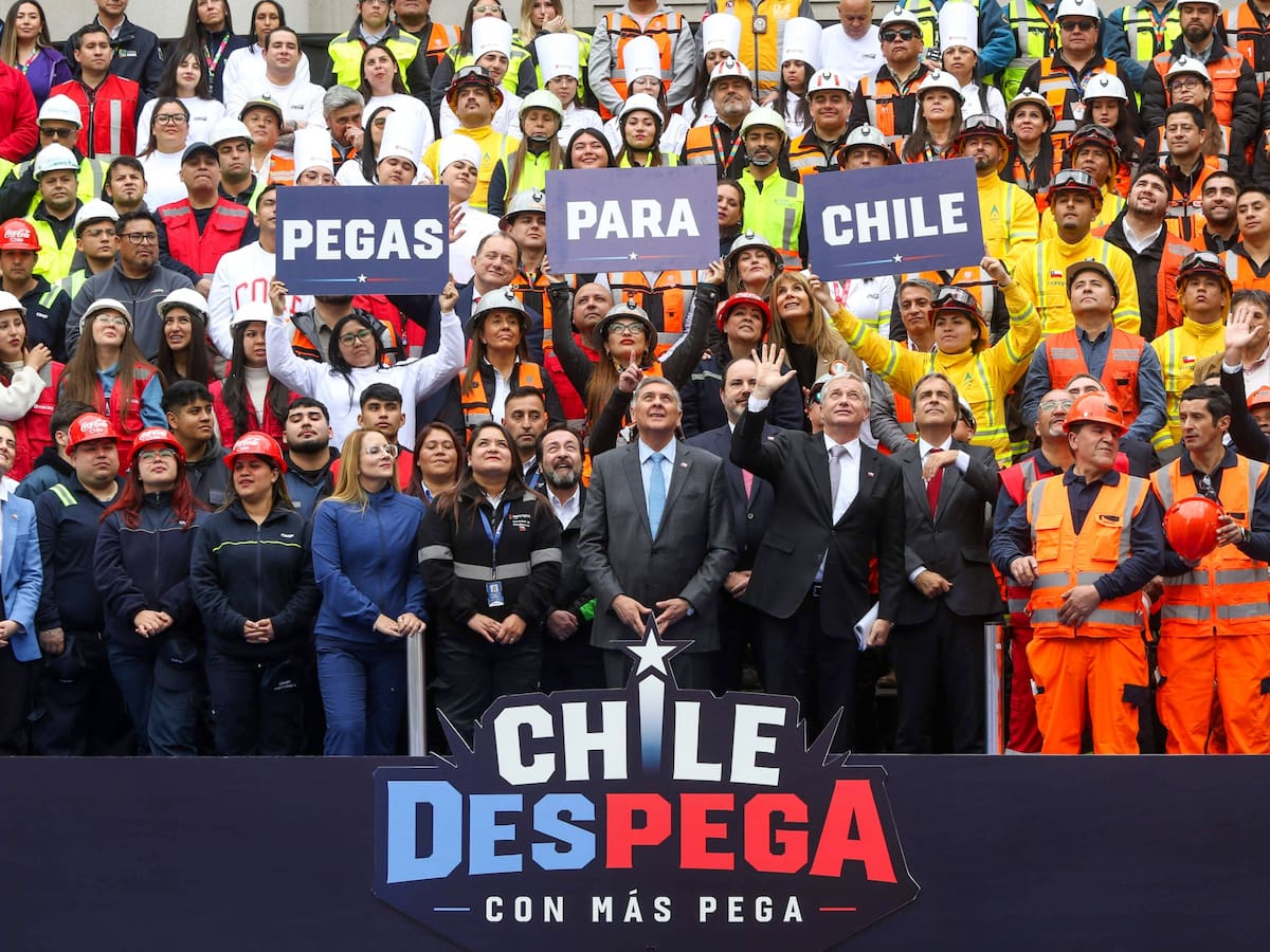 Presidente Kast presenta plan “Chile despega, con más pega”: contempla $1,3 billones y más de 100 mil empleos