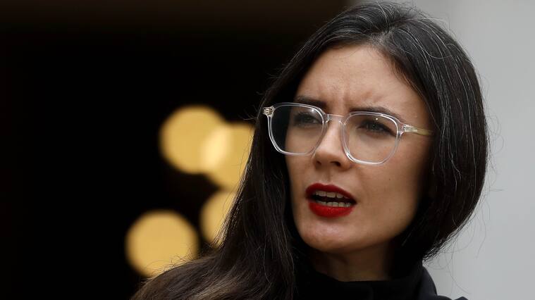 23 de Mayo de 2022/SANTIAGOLa Vocera de Gobierno, Camila Vallejo, emite unas palabras sobre la contingencia nacional en el Palacio de La Moneda.
FOTO:CRISTOBAL ESCOBAR/AGENCIAUNO