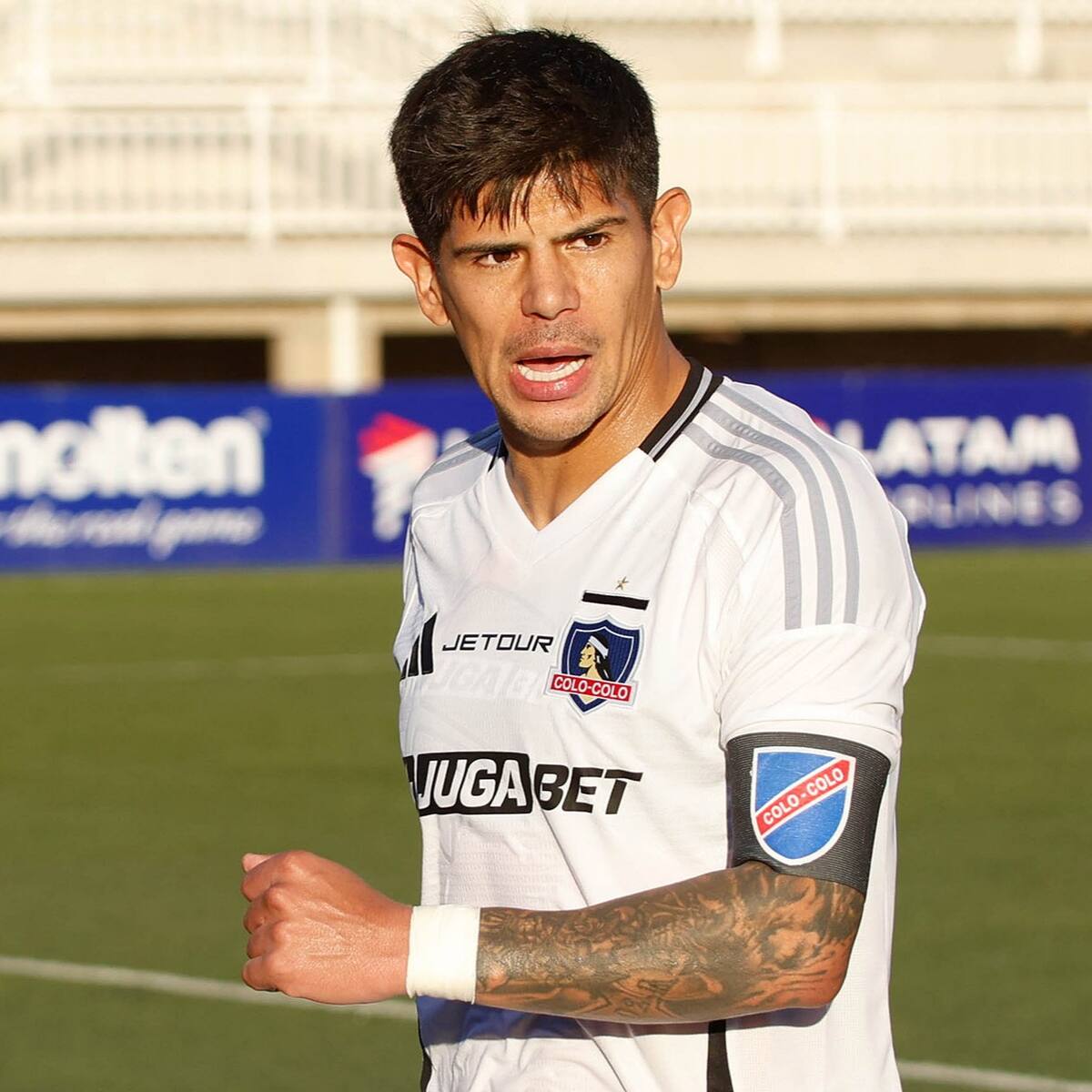 Esteban Pavez rompe el silencio y le envía este mensaje a los hinchas de Colo Colo: “Tengo muchas cosas que decir...”