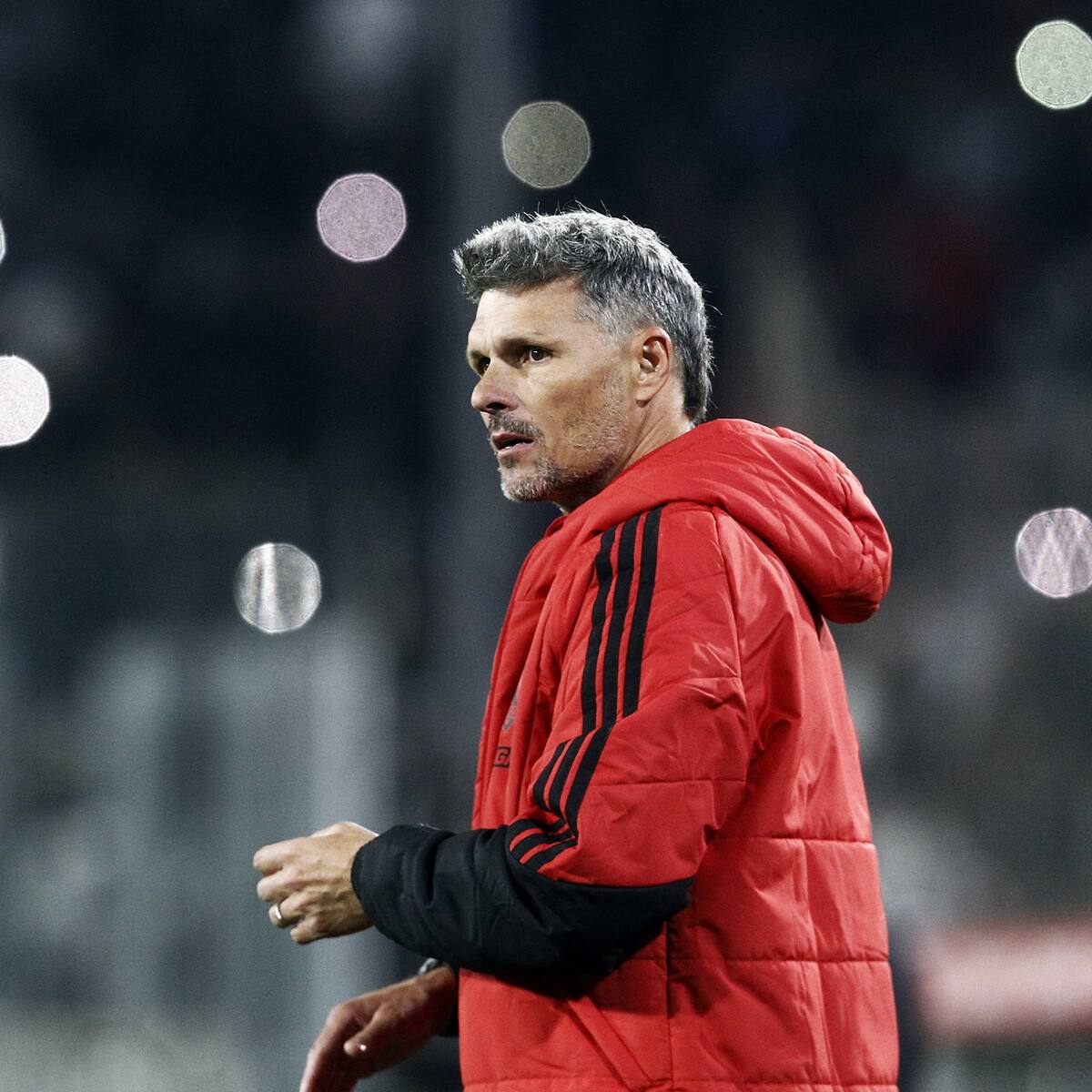 Fernando Ortiz salda una de sus grandes deudas en la banca de Colo Colo: “El equipo lo sacó adelante”
