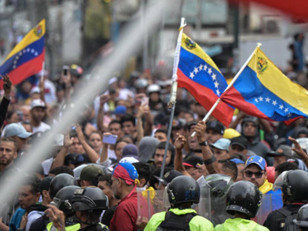 Por segundo día consecutivo: miles de personas salen a manifestarse en Venezuela tras las elecciones