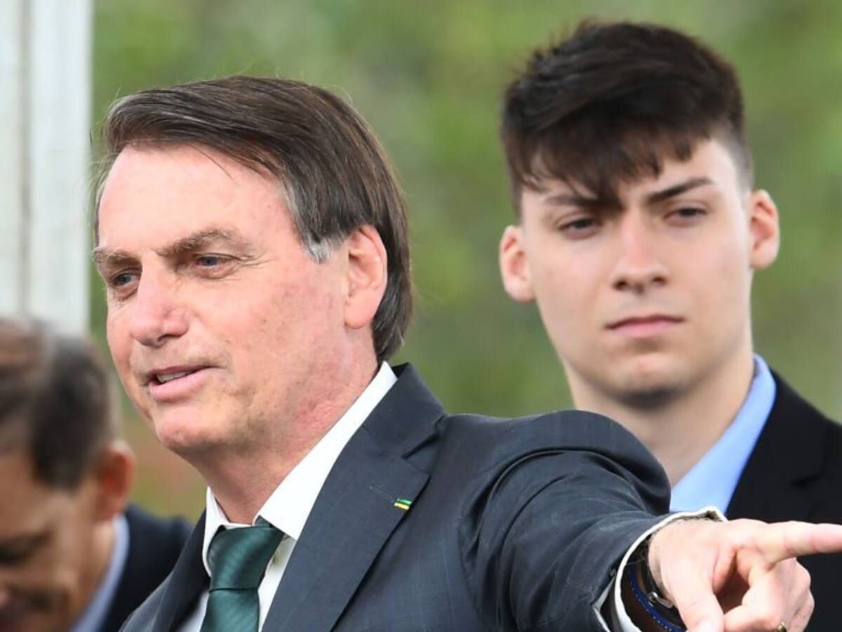 «Voy a tomar hidroxicloroquina»: Hijo de Jair Bolsonaro dio positivo por Covid-19